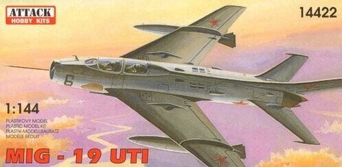 MiG-19 UTI